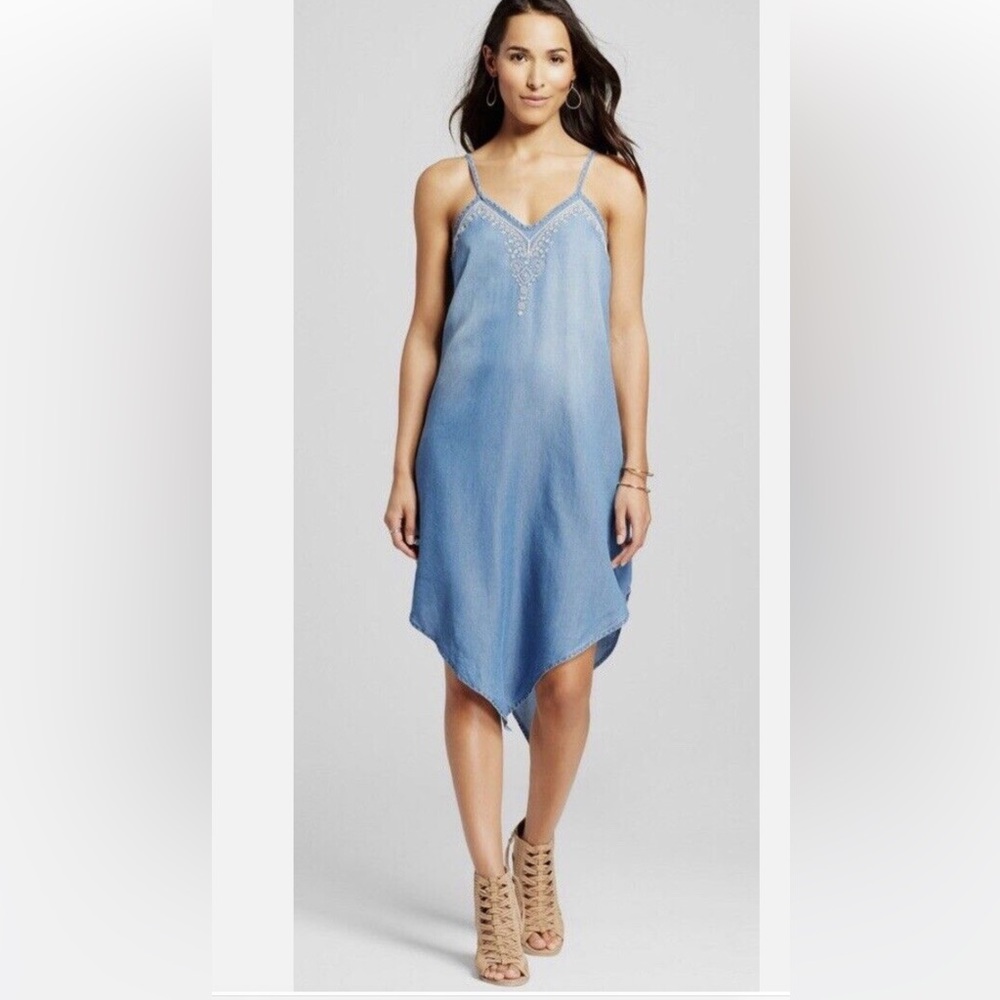 Knox Rose Chambray Embroidered Sleeveless Dress